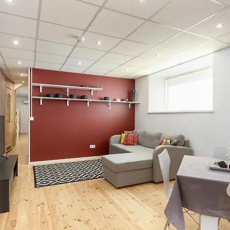 70m2 Golden
